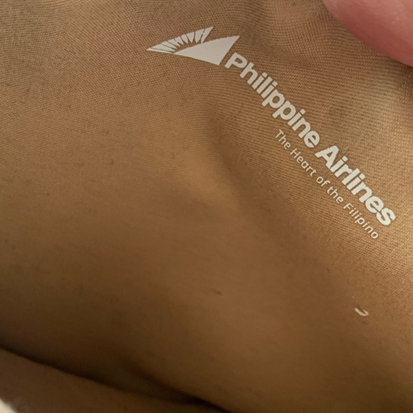 Bric's Philippine Airlines Business Class Toiletry Bag Navy Travel Zipper HTF - Picture 4 of 7